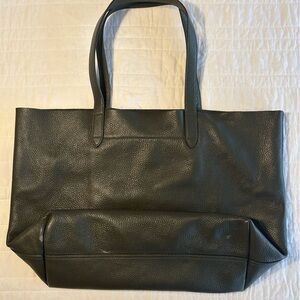 Cuyana Olive Leather Classic Tote